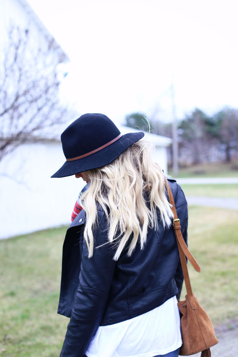 Black and tan is a great fall combination