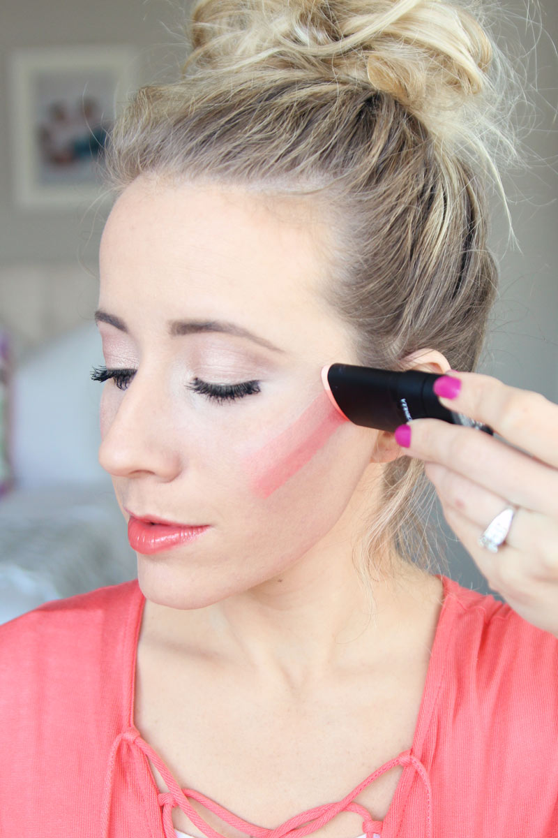 Abby loves Physicians Formula's #InstaReady contour blush cream! Easily apply blush with Physicians Formula!