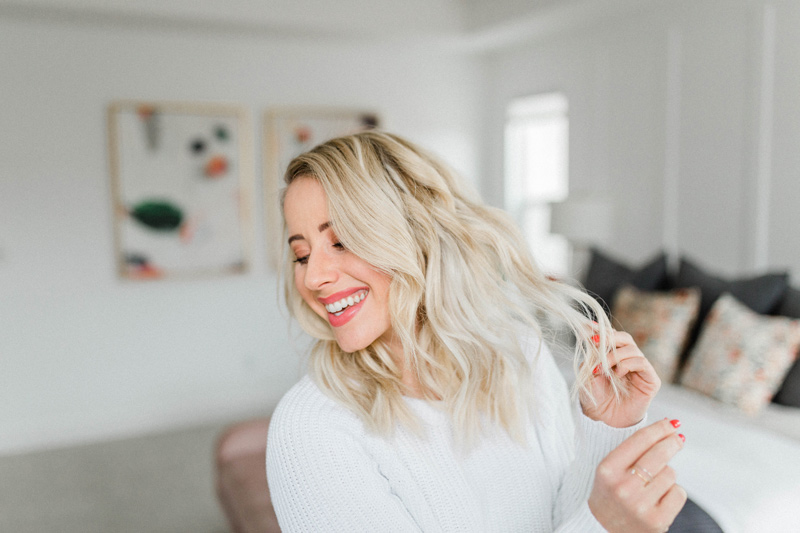 6 Tricks to Get Flirty Curls Full of Volume for Short Hair