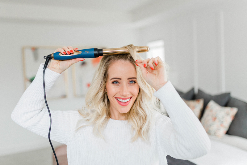 6 Tricks to Get Flirty Curls Full of Volume for Short Hair