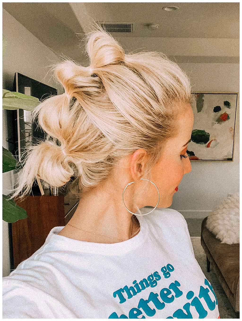 Quick and easy to do, the bubble ponytail is the best!