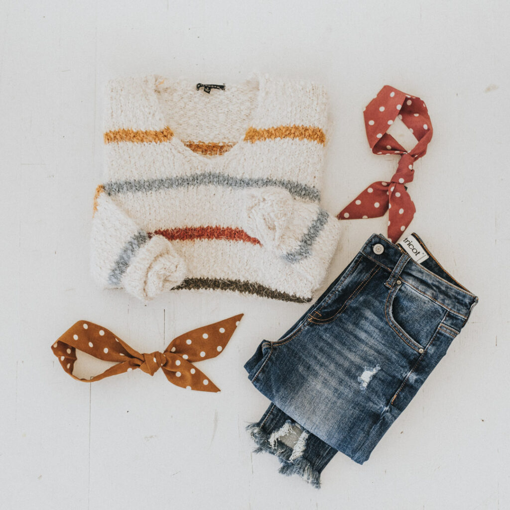 Polka dots a stripes for the win this fall! How are you transitioning your wardrobe this fall.