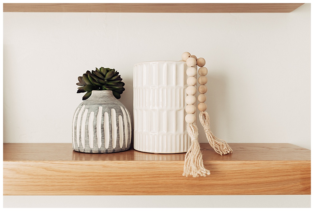 The little details that add a beautiful touch to home office design. 